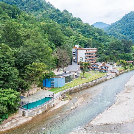Dls Divine River Resort And Spa, Rishīkesh Esterno foto